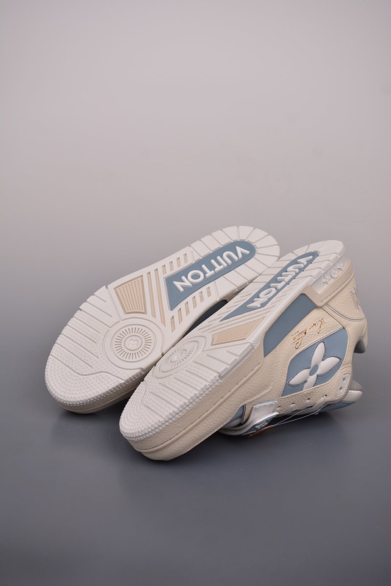 Louis Vuitton Archlight Sneaker view