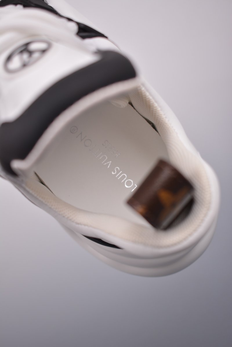 Louis Vuitton Archlight Sneaker view