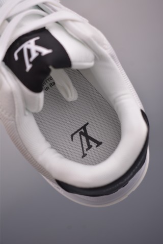 Louis Vuitton Classic LV 'White' view 9