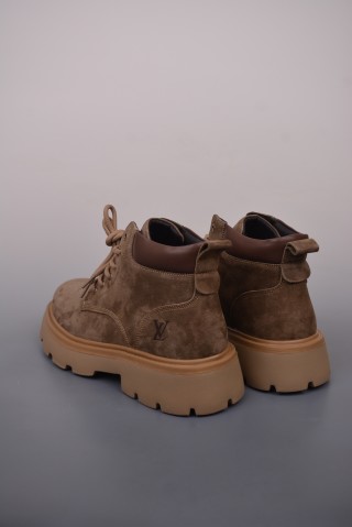Louis Vuitton LV 6-Inch Boot Pharrell Williams 'Yellow' view 2