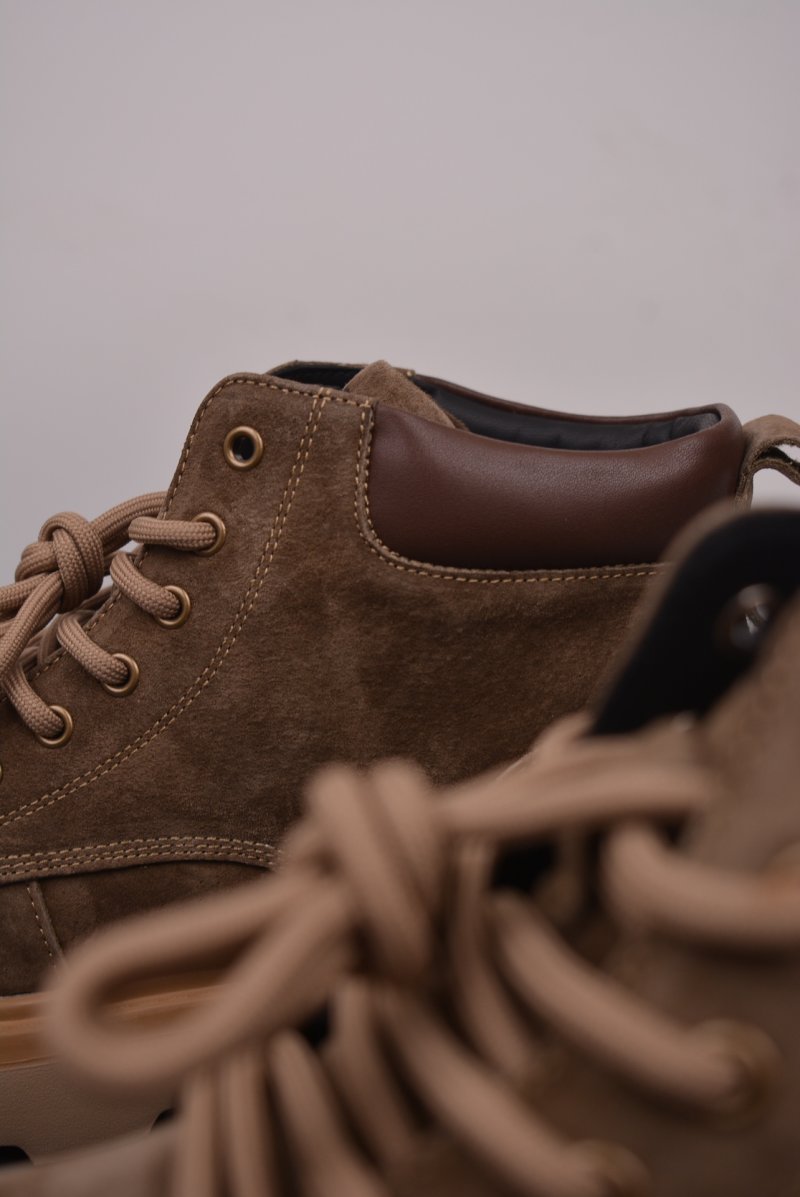 Louis Vuitton LV 6-Inch Boot Pharrell Williams 'Yellow' view