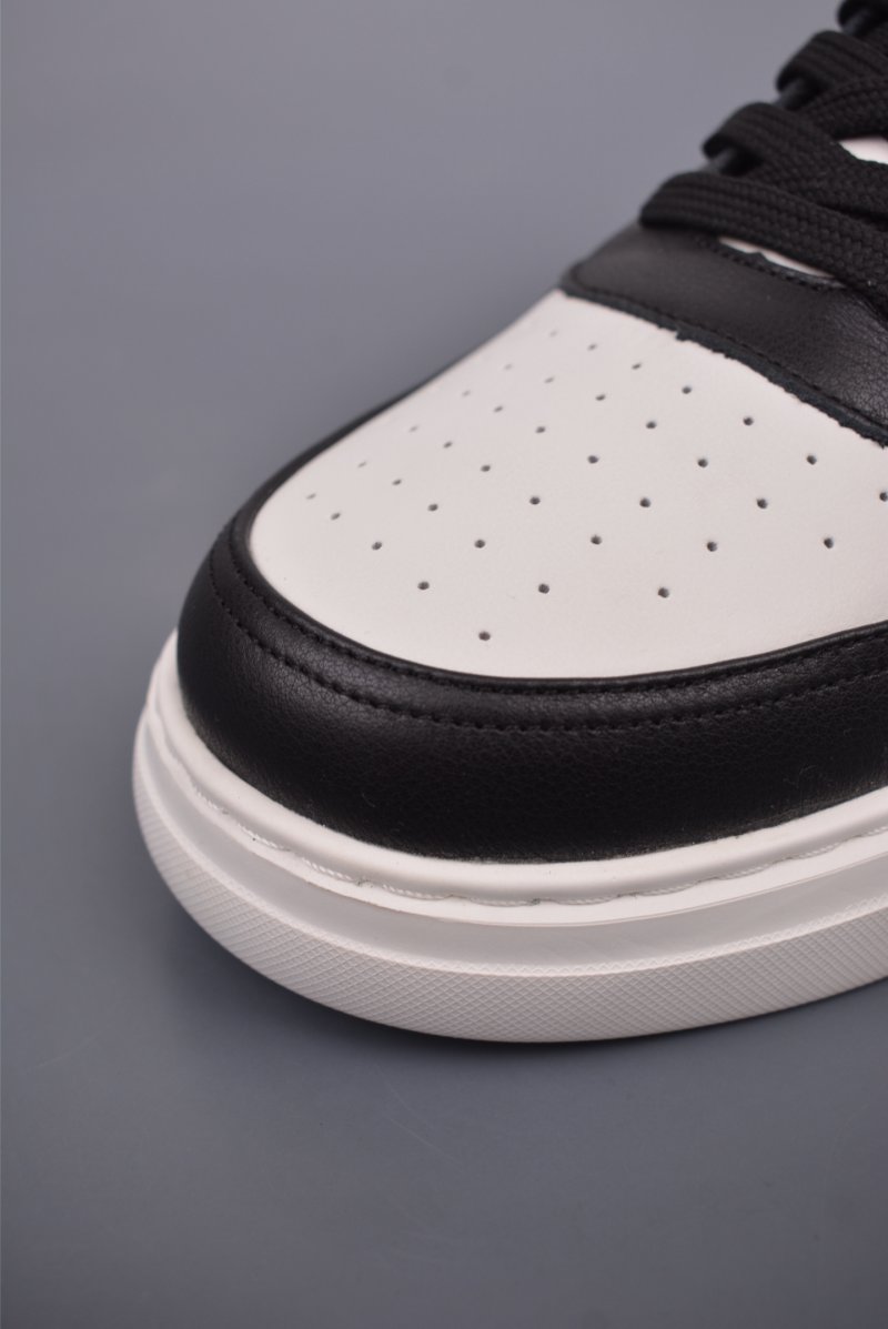Louis Vuitton LV 3D Logo Trainer 'White' view