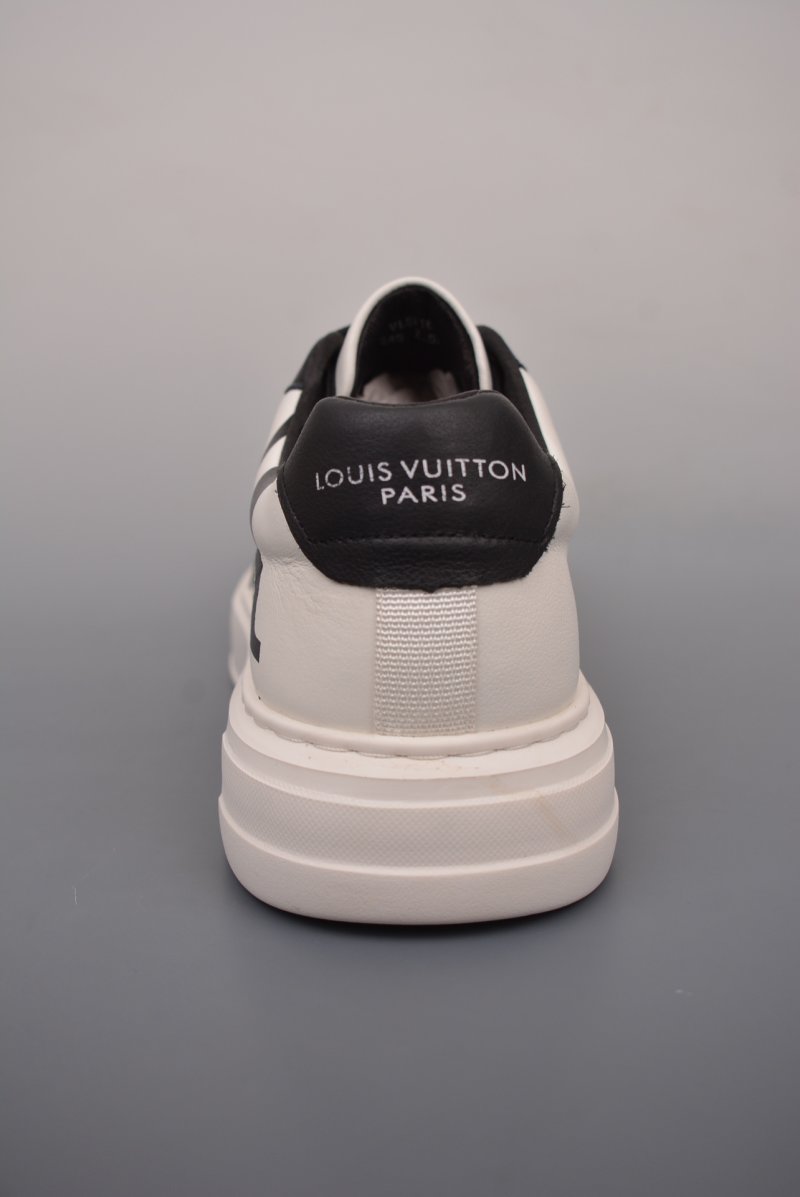 Louis Vuitton LV 3D Logo Trainer 'White' view