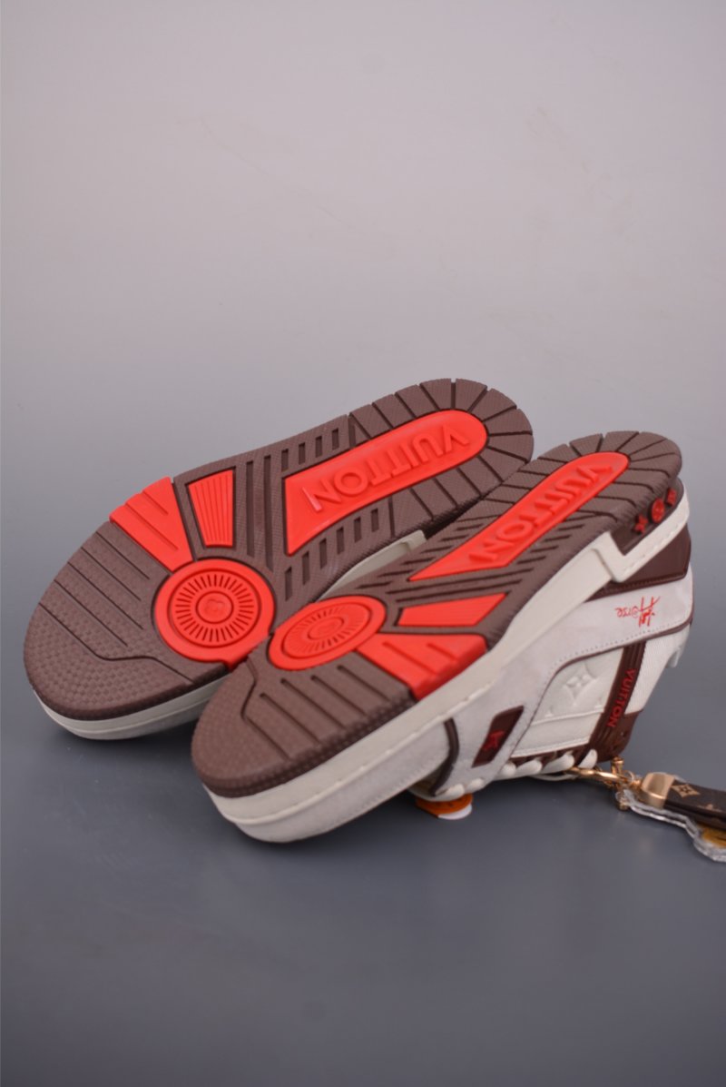 Louis Vuitton LV Trainer Monogram 3D view