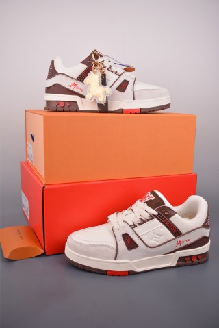 Louis Vuitton LV Trainer Monogram 3D view 5