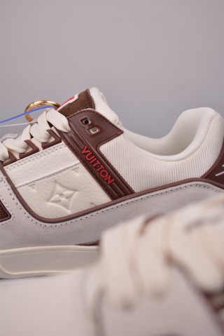 Louis Vuitton LV Trainer Monogram 3D view 8