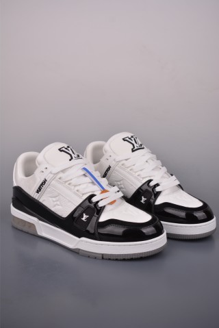 Louis Vuitton LV Trainer Monogram 3D view 10