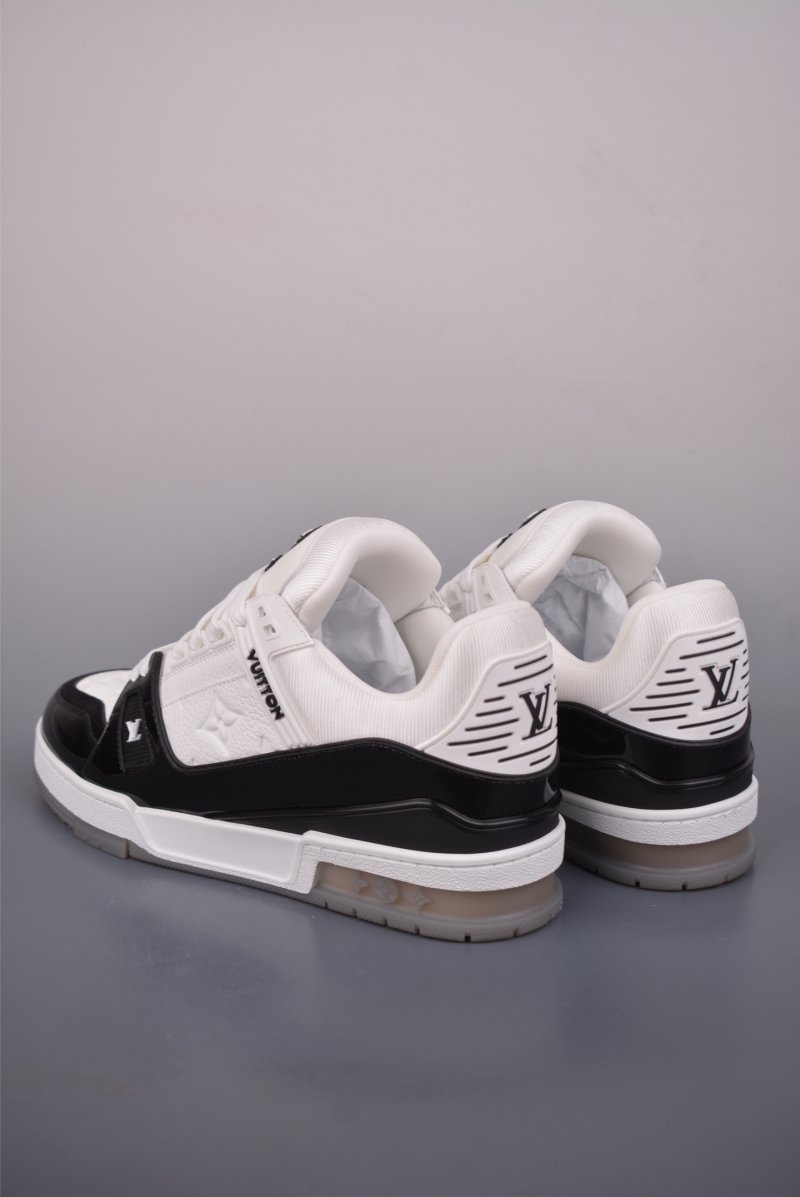 Louis Vuitton LV Trainer Monogram 3D view