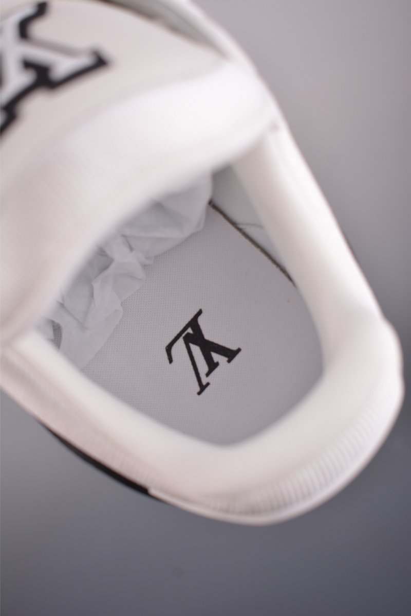 Louis Vuitton LV Trainer Monogram 3D view