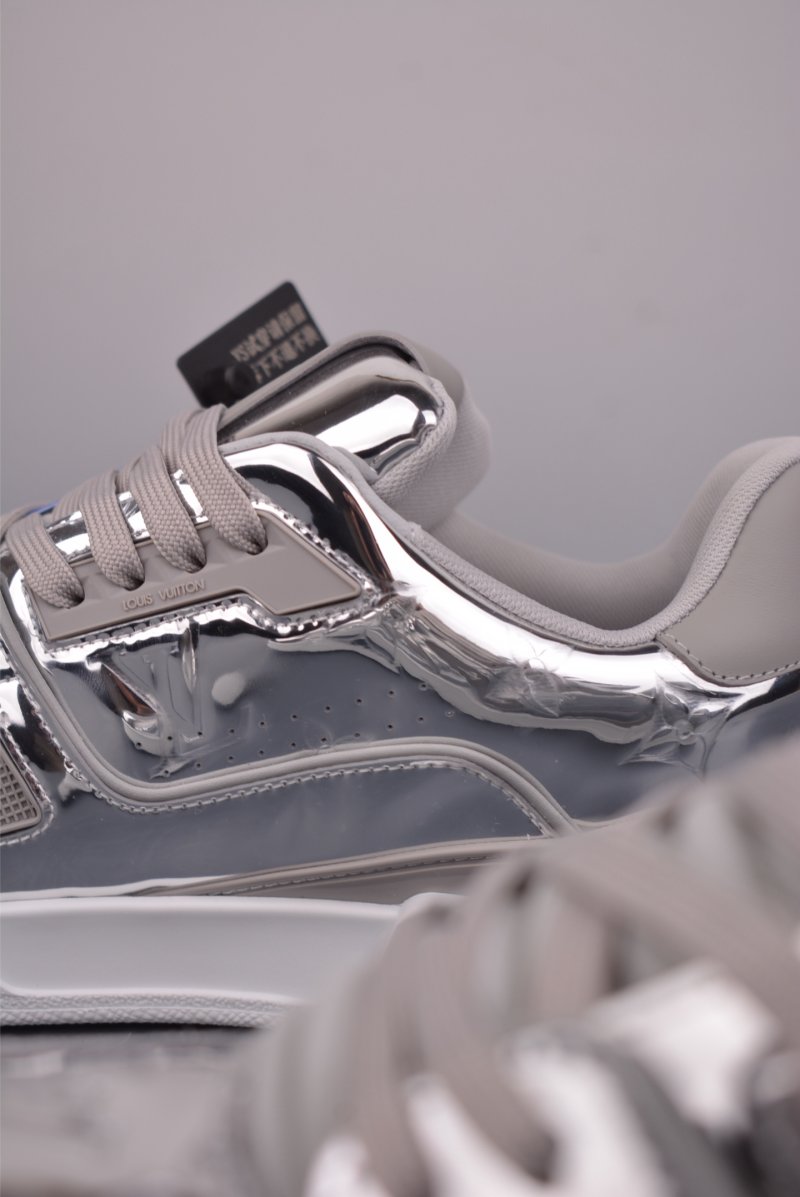Louis Vuitton LV Trainer Monogram 3D view