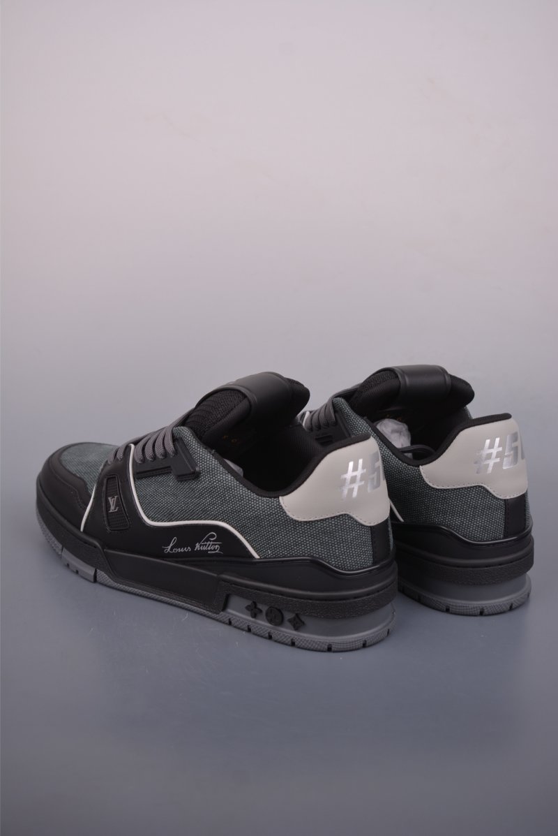 Louis Vuitton LV Trainer 'Monogram 3D' view