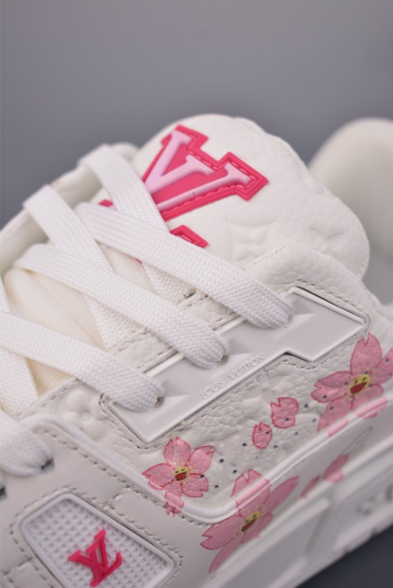 Louis Vuitton LV Trainer 'Monogram 3D' view
