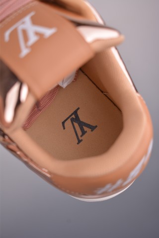 Louis Vuitton LV Trainer 'Monogram 3D' view 18