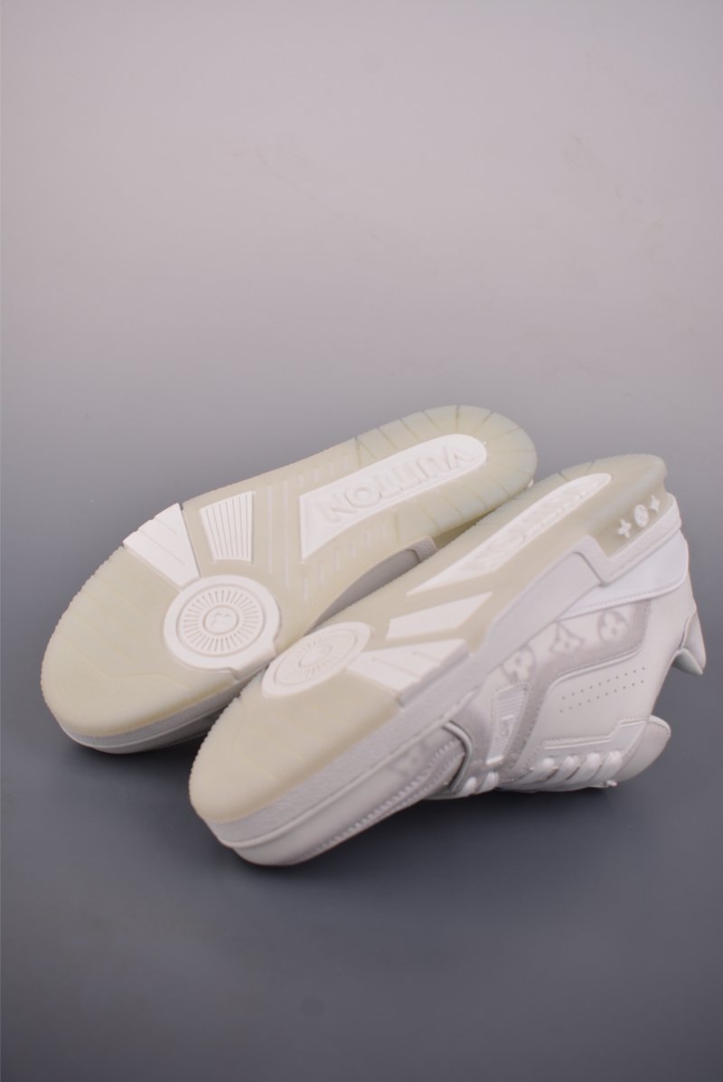 Louis Vuitton LV Trainer 'NFC' view