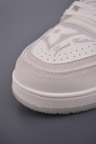 Louis Vuitton LV Trainer 'NFC' view 6