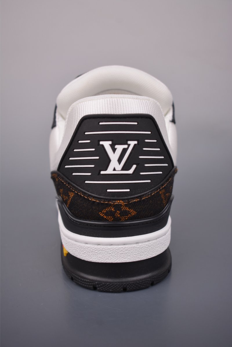Louis Vuitton LV Trainer 'NFC' view