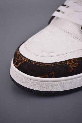 Louis Vuitton LV Trainer 'NFC' view 15