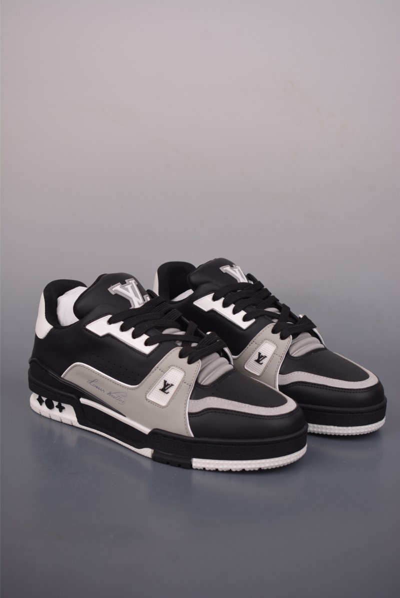 Louis Vuitton LV Trainer 'NFC' view