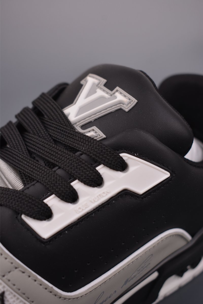 Louis Vuitton LV Trainer 'NFC' view