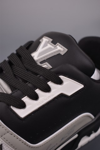 Louis Vuitton LV Trainer 'NFC' view 25