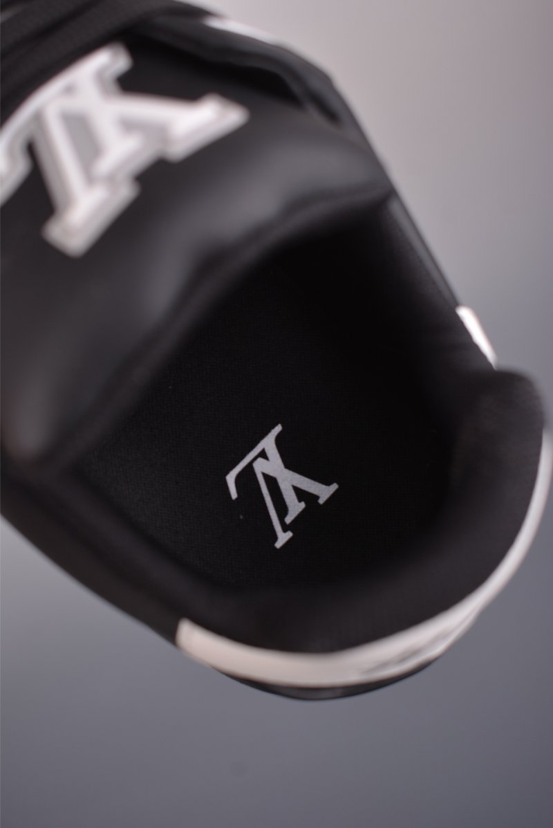 Louis Vuitton LV Trainer 'NFC' view