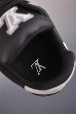 Louis Vuitton LV Trainer 'NFC' view 27