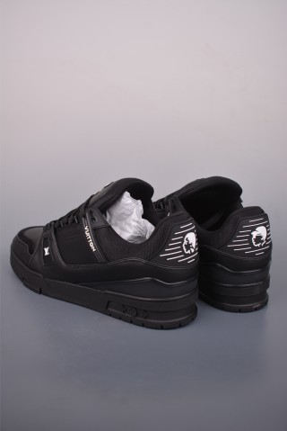 Louis Vuitton LV Trainer 'Nigo FW25 Black / White / Grey' view 2