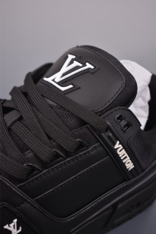 Louis Vuitton LV Trainer 'Nigo FW25 Black / White / Grey' view 7