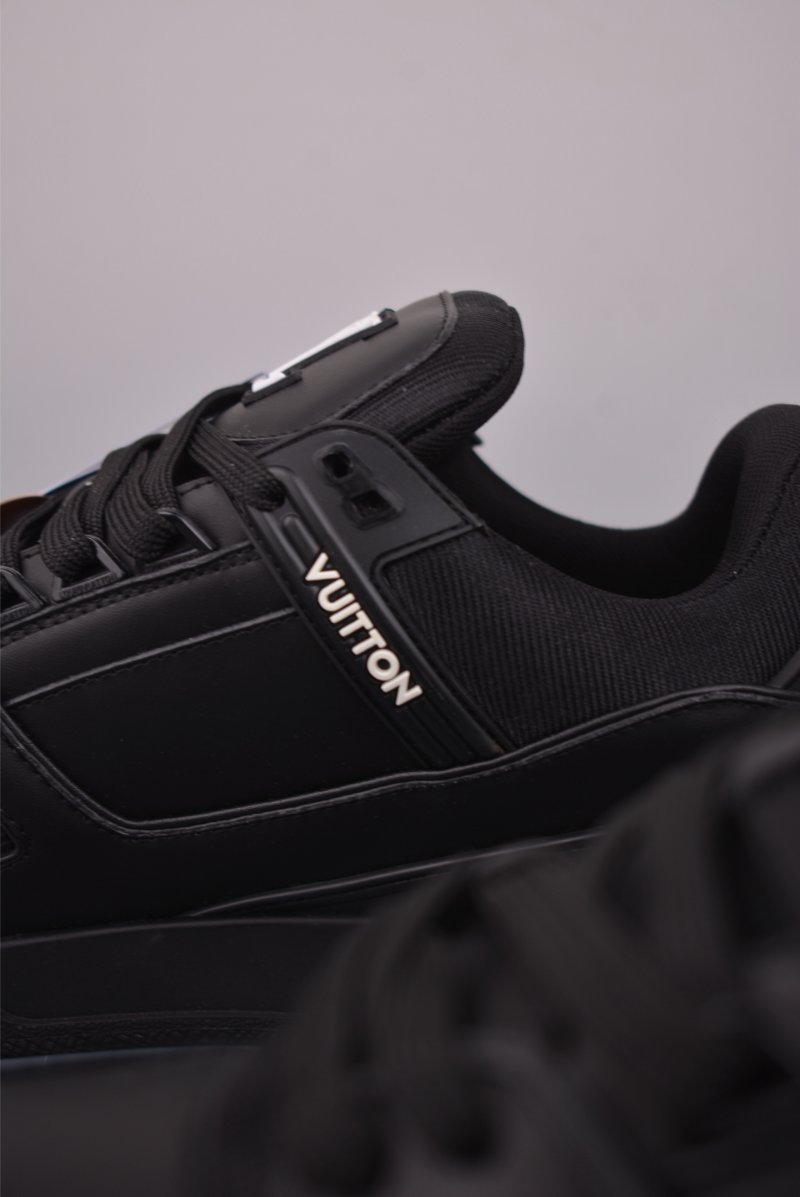 Louis Vuitton LV Trainer 'Nigo FW25 Black / White / Grey' view