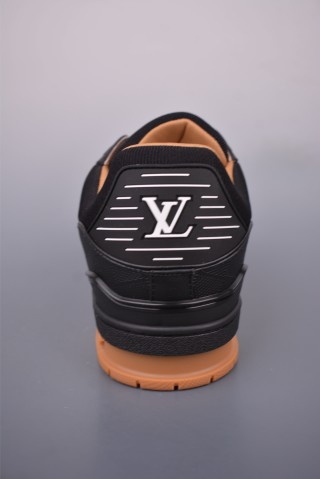 Louis Vuitton LV Trainer view 13