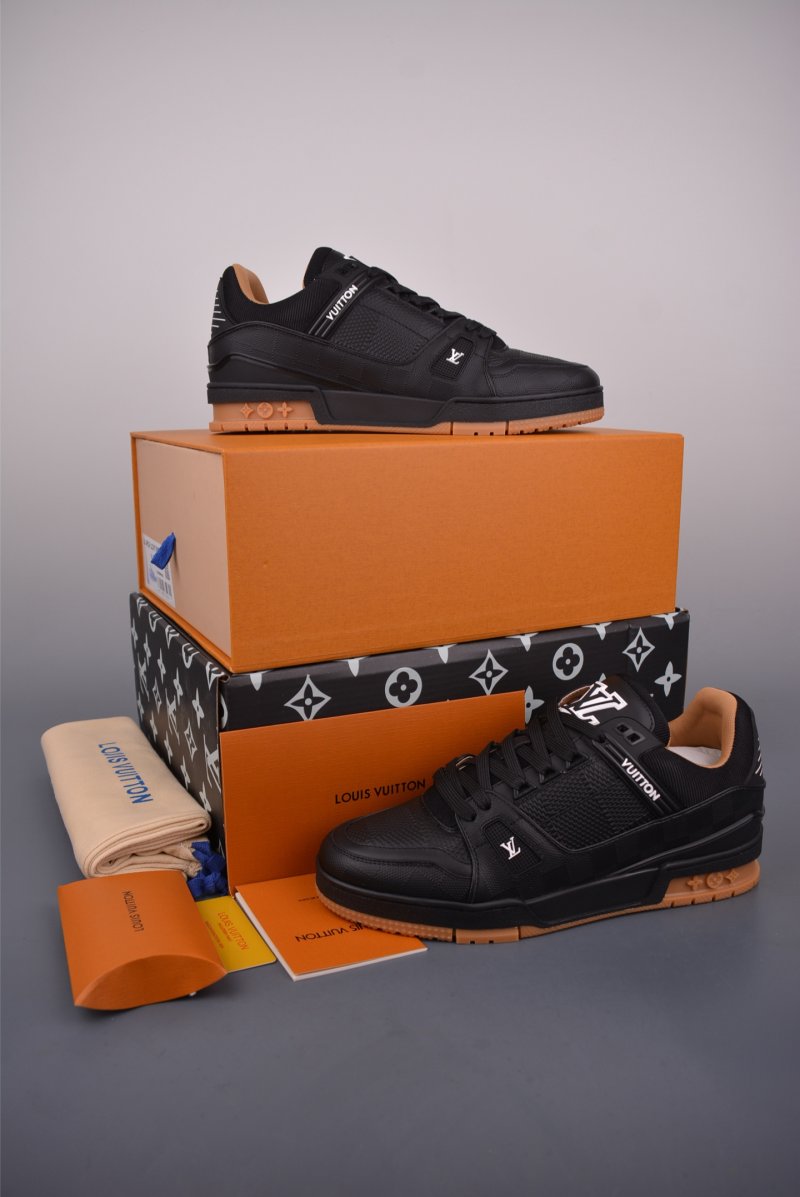 Louis Vuitton LV Trainer view