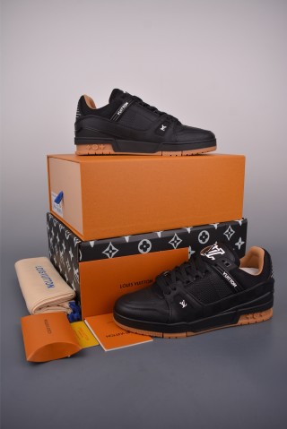 Louis Vuitton LV Trainer view 14