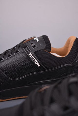 Louis Vuitton LV Trainer view 17