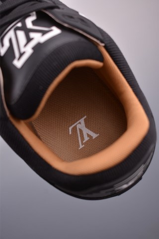 Louis Vuitton LV Trainer view 18