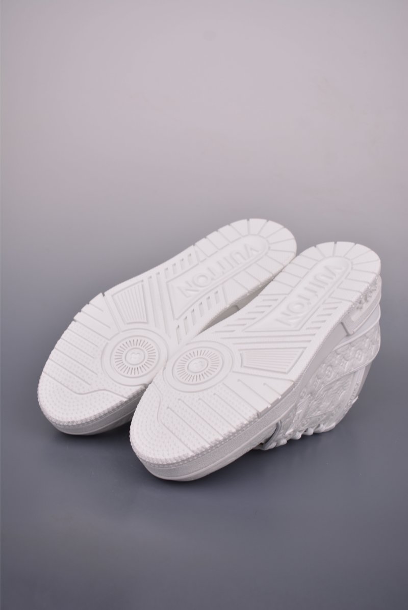 Louis Vuitton LV Trainer view