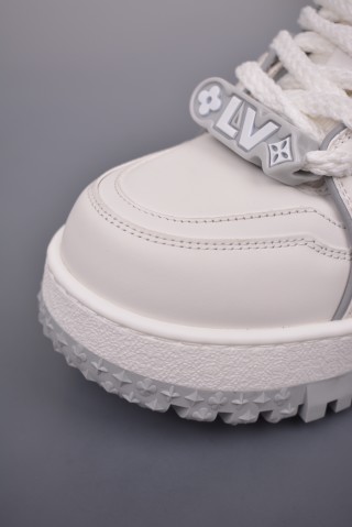 Louis Vuitton LV Trainer view 6