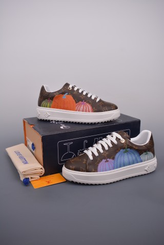 Louis Vuitton LV PVC Logo view 11