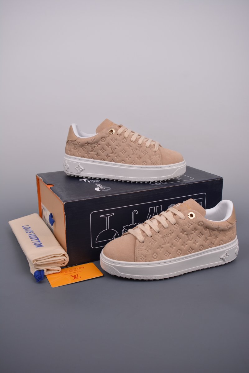 Louis Vuitton LV PVC Logo view