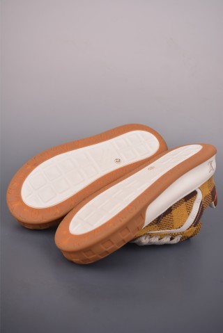 Louis Vuitton LV Tilted Low Sneakers view 3