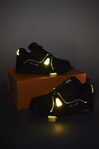 Louis Vuitton Trainer LED view 5