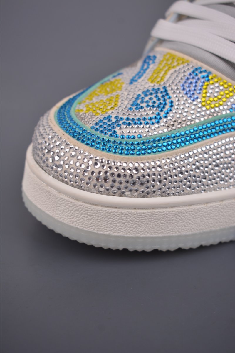 Louis Vuitton LV Trainer 'Yellow Crystals' view