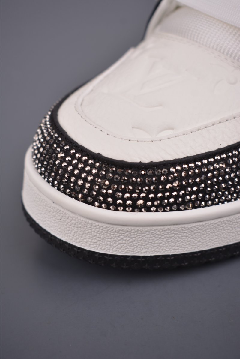 Louis Vuitton LV Trainer 'Yellow Crystals' view