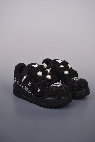 Louis Vuitton LV Trainer 'Yellow Crystals' view 1