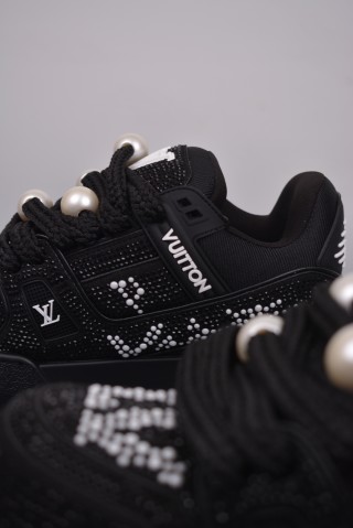 Louis Vuitton LV Trainer 'Yellow Crystals' view 8