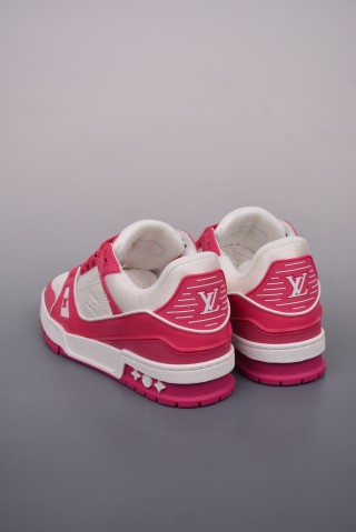 Louis Vuitton Trainer view 2