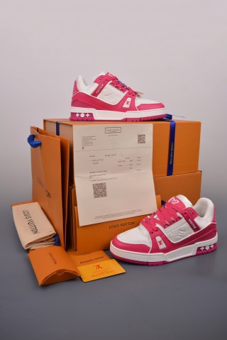 Louis Vuitton Trainer view 5