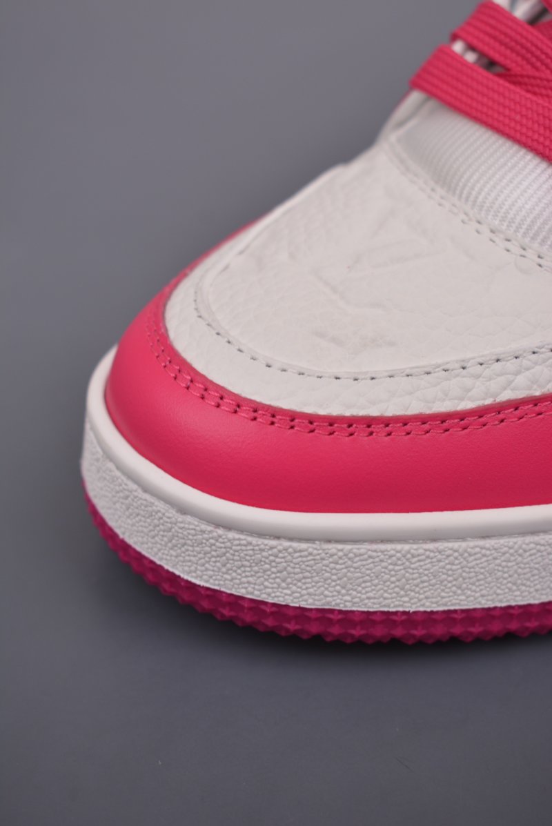 Louis Vuitton Trainer view
