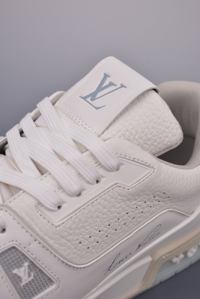 Louis Vuitton Trainer view