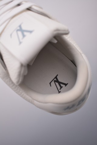 Louis Vuitton Trainer view 18