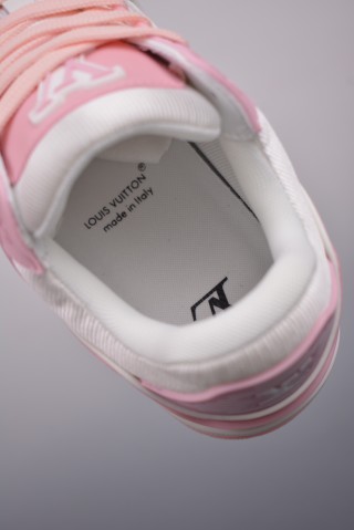Louis Vuitton Trainer view 27